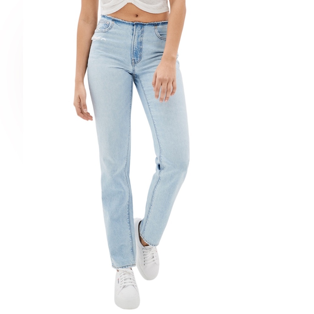 American Eagle Distressed 90s Straight Leg Light Wash Denim Jeans Size 6
